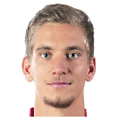 Dennis Praet